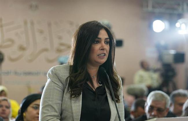 «أميرة العادلي»: إنشاء مجلس وطني للتعليم والتدريب يسد الفجوة بين مخرجات التعليم وسوق العمل