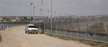   جمهوريون يحذّرون من «فوضى» عند الحدود الأمريكية المكسيكية