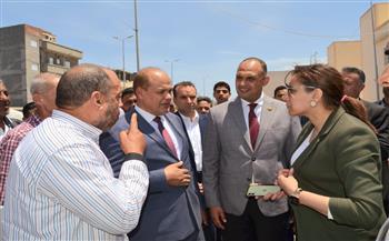 نائب محافظ البحيرة تتفقد مجمع مواقف رشيد والإلتزام بالتعريفة الجديدة 