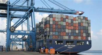   تداول 33 سفينة للحاويات والبضائع العامة بميناء دمياط