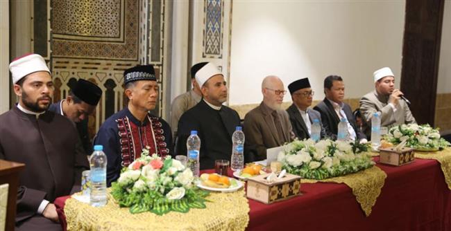 الجامع الأزهر يختتم الدورة التعريفية للطلاب الوافدين بحضور سفير إندونيسيا
