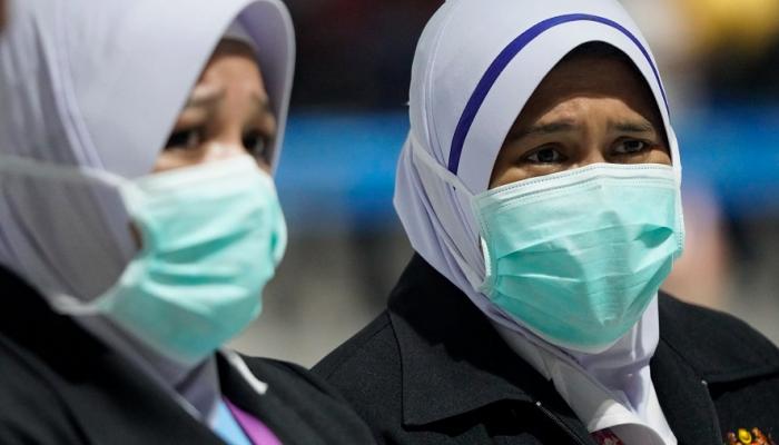 ماليزيا تحث المواطنين على الالتزام بالتدابير الوقائية في ظل توقعات بارتفاع إصابات كورونا