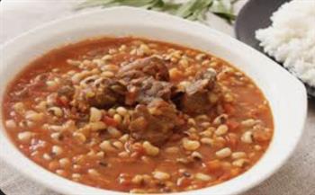 لوبيا بالسجق ولا أجمل