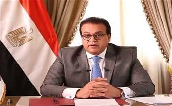 وزير الصحة ينعي طبيب سمنود المركزي وممرضة بمستشفى المقطم توفيا أثناء أداء عملهما 