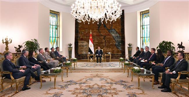 الرئيس السيسي يستقبل أعضاء الكونجرس الأمريكي