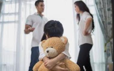خبير أسري: أفضل تربية الأطفال في دور الرعاية عن العيش مع زوجة الأب أو زوج الأم 