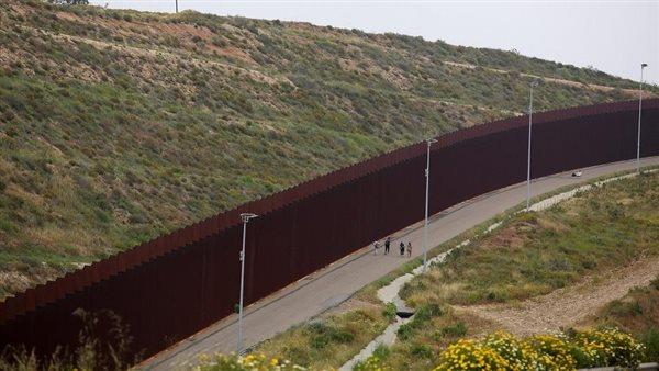 أمريكا: إغلاق الحدود مع المكسيك 11 مايو