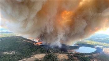 خروج حرائق الغابات عن السيطرة في كندا