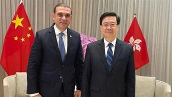   قنصل مصر العام يلتقي الرئيس التنفيذى لإقليم هونج كونج