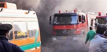 المعمل الجنائي يفحص حريق ورشة الأخشاب بالصف