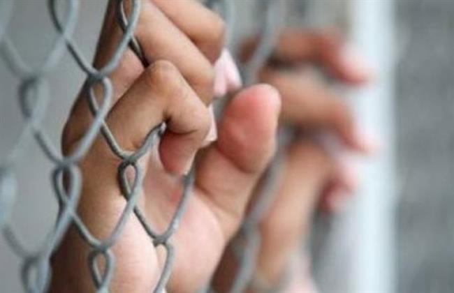 حبس 6 عناصر إجرامية بتهمة الإتجار في الأسلحة النارية