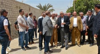 محافظ الجيزة يتفقد أعمال تبطين وتأهيل الترع بمركزي الصف وأطفيح