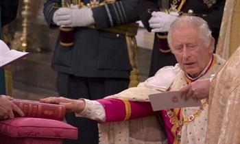   تشارلز الثالث يؤدى القسم ضمن مراسم تتويجه ملكًا لبريطانيا