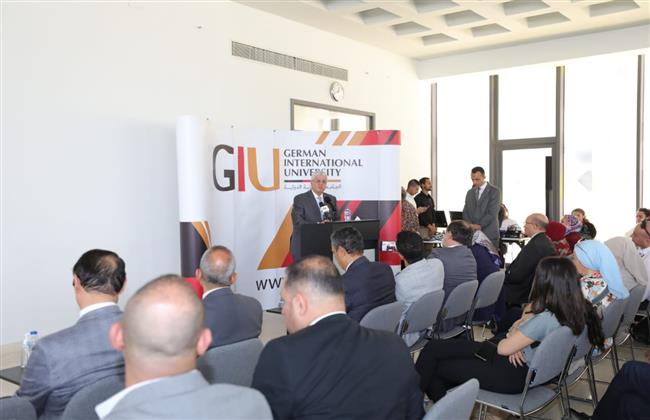 وزير التعليم العالي يشهد احتفالية تسليم الطلاب المُتفوقين بالجامعة الألمانية الدولية منح التميز الأكاديمي