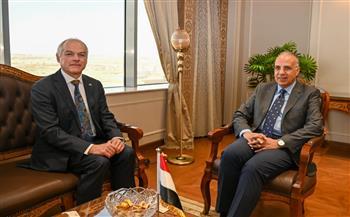 سويلم و السفير الأسترالي يبحثان تعزيز التعاون بين البلدين في مجال الموارد المائية وتحلية المياه