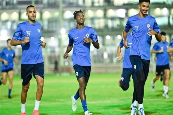 أوسوريو يمنح طارق وعبد المجيد تعليمات فنية خاصة
