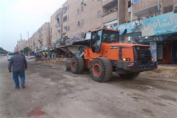 محافظ الإسماعيلية يوجه ببدء أعمال التطوير بشوارع منطقة الشيخ زايد