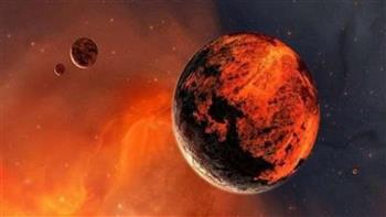   الكوكب الأحمر يقترن بالنجم البرتقالي غدا