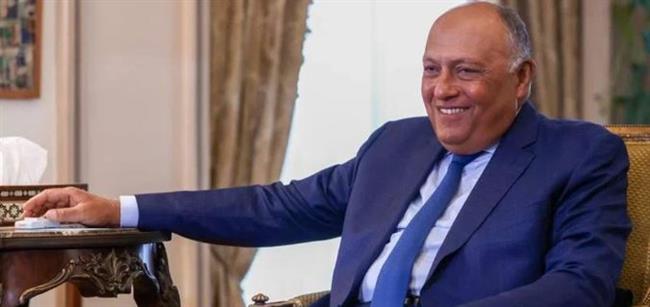 وزير الخارجية يصل إلى العاصمة التشادية إنجامينا