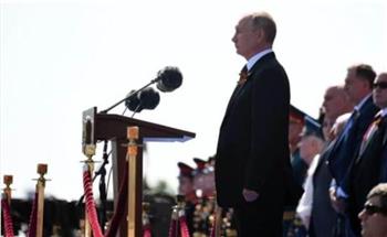   بوتين يهنئ عددا من قادة دول الجوار الروسي بالذكرى الـ78 للنصر على النازية