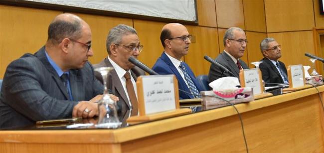 جامعة أسيوط تشهد توزيع شهادات التدريب الذي أطلقه معهد تكنولوجيا المعلومات ITI