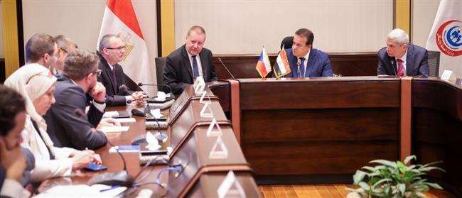 وزير الصحة يستقبل نائب وزير صحة دولة التشيك لتعزيز التعاون بمجالات خدمات الرعاية الصحية 