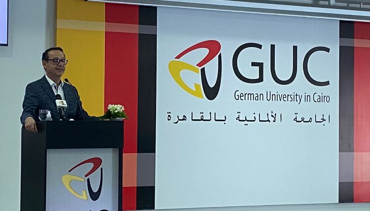منح دراسية للطلاب المتميزين بالجامعة الألمانية بالقاهرة