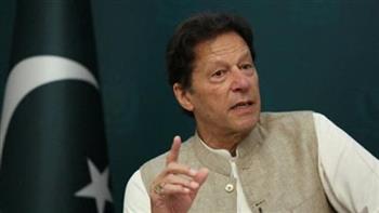   لاتهامه بالفساد.. باكستان تعتقل رئيس الوزراء السابق عمران خان
