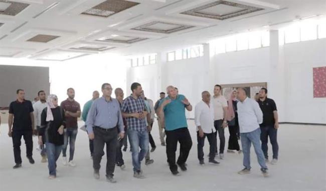 محافظ الوادي الجديد يتابع الأعمال بمجمع المصالح الحكومية المميكن