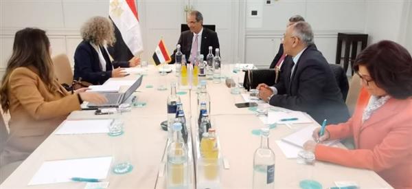 وزير الاتصالات يبحث مع شركات ألمانية فرص الاستثمار في مصر بمجال البرمجيات