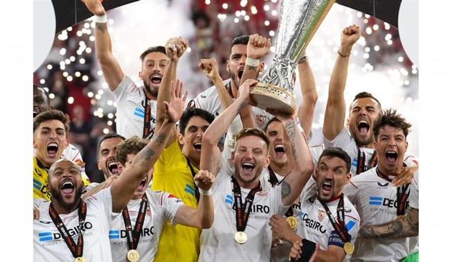إشبيلية يفوز على روما بركلات الترجيح ويحصد لقب الدوري الأوروبي