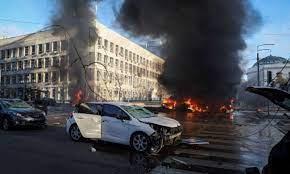 مصرع 3 أشخاص في هجوم ليلي جديد على كييف