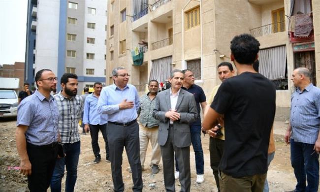 محافظ الغربية يتفقد بدء أعمال تطوير ورفع كفاءة عمارات الأوقاف بطنطا