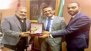 نقيب الصحفيين يلتقي رئيس دار الأوبرا لبحث سبل التعاون 