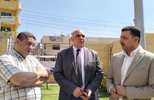 البحيرة.. سكرتير عام المحافظة يتفقد ديوان الوحدة المحلية ومستشفي كوم حمادة التخصصي