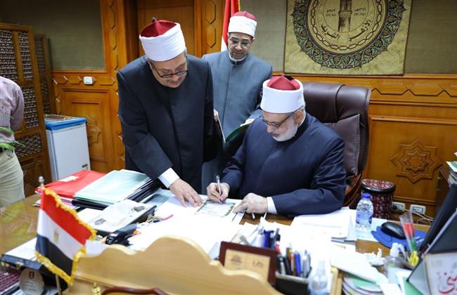 وكيل الأزهر يعتمد نتيجة الشهادتين الابتدائية والإعدادية الازهرية للعام 2023