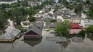   خيرسون: إجلاء أكثر من 6 آلاف شخص جراء الفيضانات بعد انهيار سد كاخوفكا