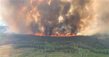   مسئول كندي: حرائق الغابات المستعرة قد تستمر طوال الصيف