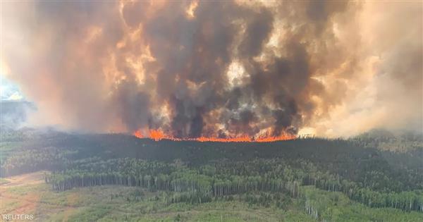 مسئول كندي: حرائق الغابات المستعرة قد تستمر طوال الصيف