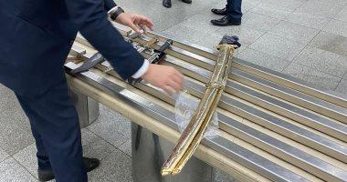 ضبط راكب يهرب أسلحة بمطار القاهرة