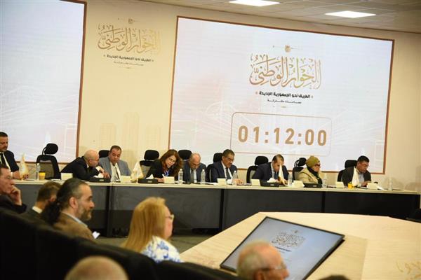 حمدي الفخراني يدعو لزيادة أعضاء مجلسي النواب والشيوخ بنسبة 15%