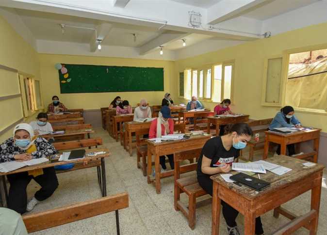 امتحانات الثانوية العامة بالإسكندرية تنطلق بـ148 لجنة