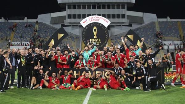 عمرو دياب وهنيدي الأبرز.. نجوم الفن يهنئون الأهلي بدوري أبطال أفريقيا