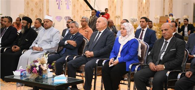 محافظ قنا يشهد الاحتفال باليوم العالمي للتبرع بالدم 