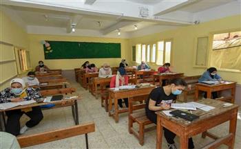   امتحانات الثانوية العامة بالإسكندرية تنطلق بـ148 لجنة 