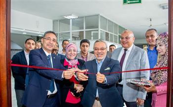 رئيس جامعة طنطا يفتتح معمل الحاسب الآلي بكلية طب الأسنان