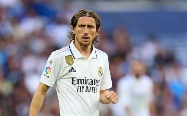 مودريتش على أعتاب الدوري السعودي