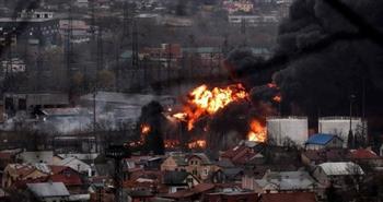   أوكرانيا: انفجارات قوية تهز جنوب مدينة لوهانسك