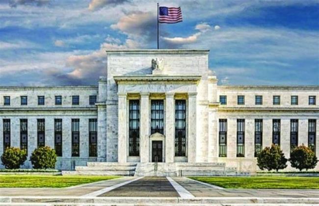 الفيدرالي الأمريكي يثبت معدلات الفائدة عند 5.25%