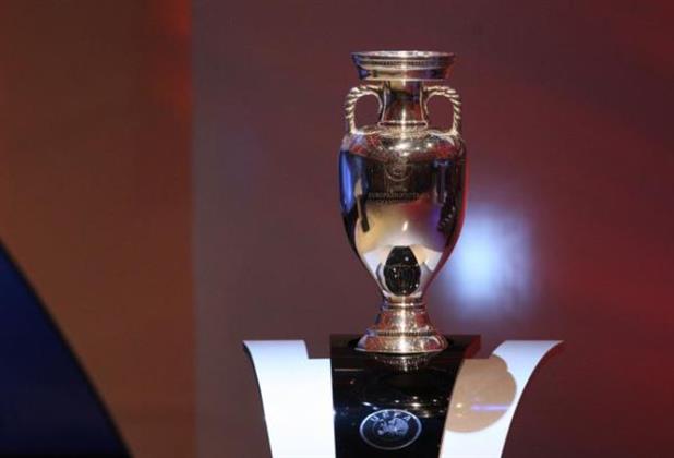 المستشار الألماني يطلق العد التنازلي لـ«يورو 2024»